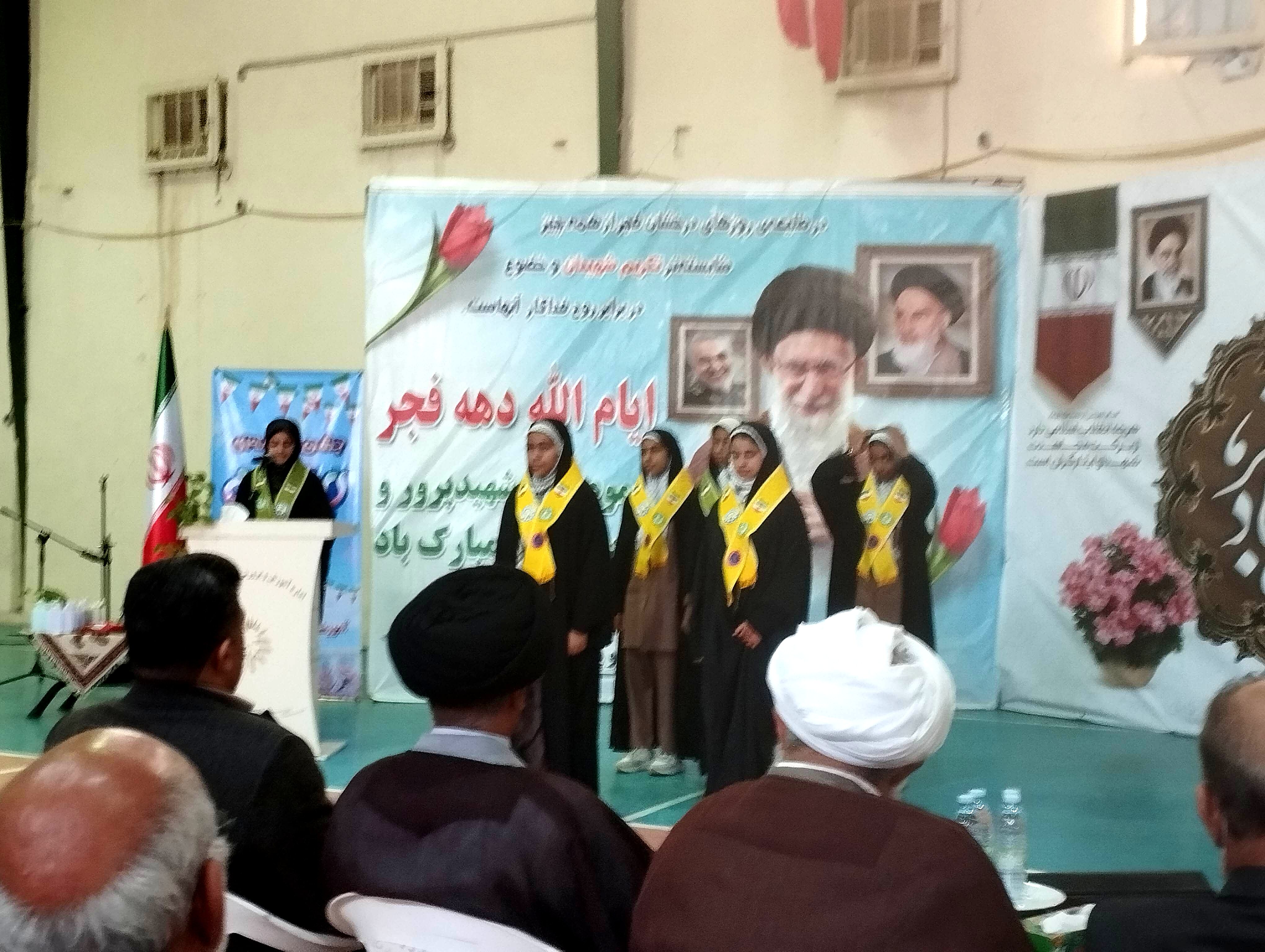 حضور پرشور مردم باغ‌شهر فین در راهپیمایی ۲۲ بهمن