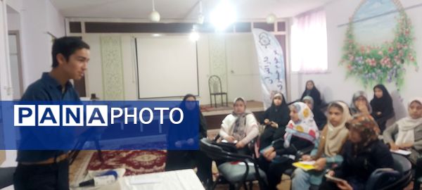 کارگاه هم‌اندیشی دختران خبرنگار پانا خلیل آباد 