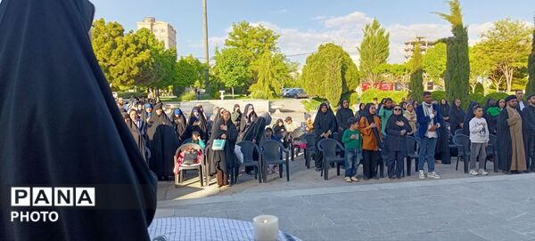 گردهمایی اهالی فرهنگ و هنر در فرهنگسرای سیمرغ نیشابور 