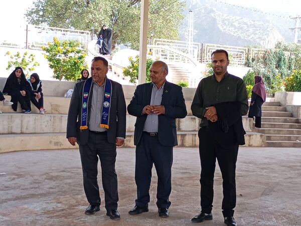 اردوی تمشک در نور آباد ممسنی