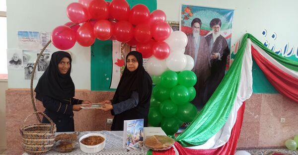 جشن باشکوه ولادت حضرت مهدی(عج) در دبیرستان آسیه رضوان