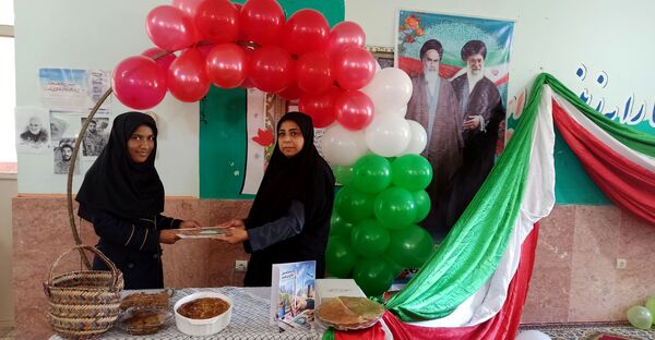جشن باشکوه ولادت حضرت مهدی(عج) در دبیرستان آسیه رضوان