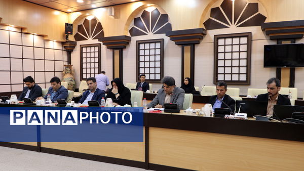 نشست شورای آموزش‌وپرورش استان بوشهر با محوریت آغاز اجرای طرح‌های ملی «حامی»، «توانا»