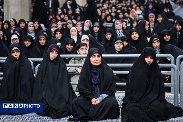 دیدار مسئولان و کارگزاران حج با رهبر انقلاب اسلامی