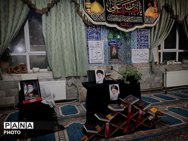 محفل انس با قرآن به یاد رهبر شهید انقلاب