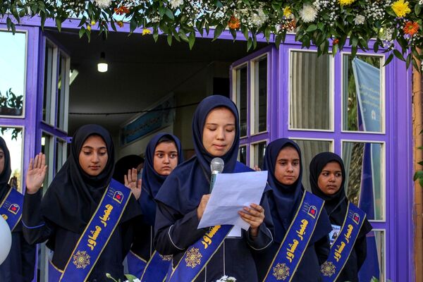 آیین بزرگداشت هفته بهداشت روان و انتخابات همیار مشاوران