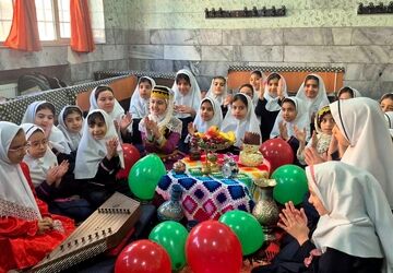 آیین سنتی شب یلدا در مدرسه هدی شهر قدس