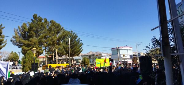 استکبار ستیزی از جنس راهپیمایی در زاوه