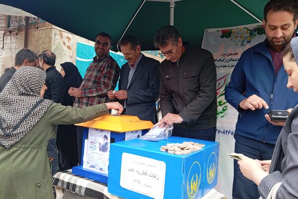 نماز عید فطر در شهرستان قروه