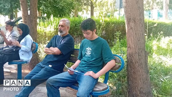 آزمون ورودی مدارس فرهنگ اصفهان در دبیرستان ماندگار هراتی