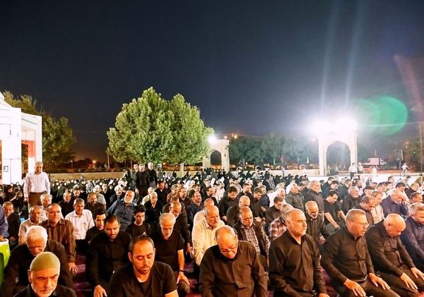  مراسم عزاداری اباعبدالله الحسین(ع) در مسجد شهدای گمنام 