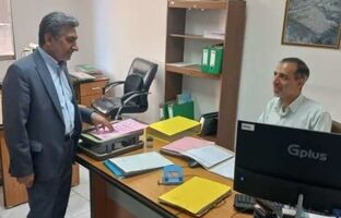 بازدید مدیرکل دبیرخانه هیات مرکزی گزینش از فرایند مصاحبه داوطلبان دو برابر ظرفیت آزمون سرایداری و خدمتگزاری