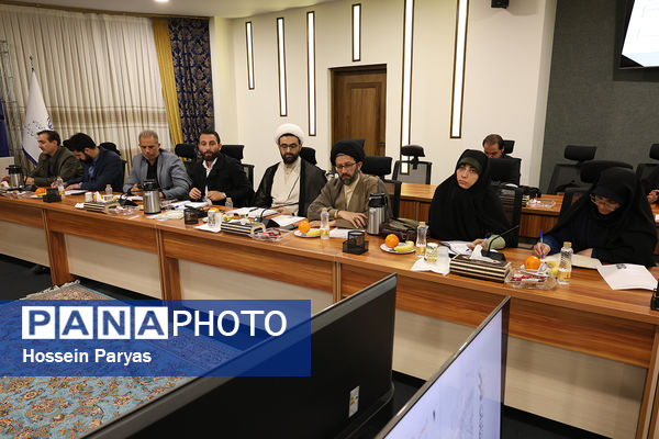 نشست اعضای شورای اندیشه‌ورز اوقات فراغت دانش‌آموزان