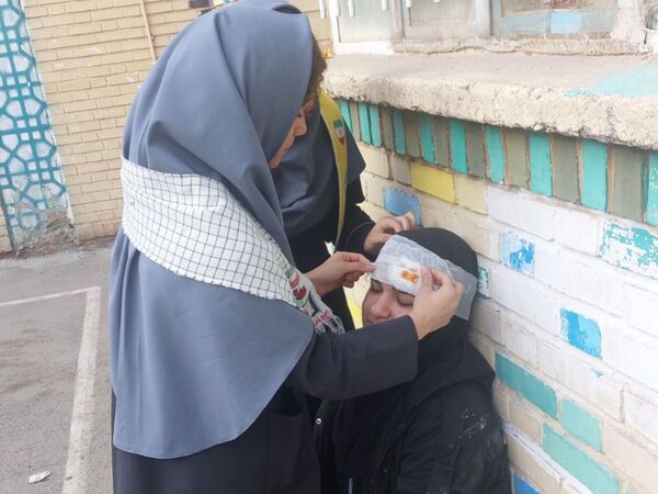 بیست و هفتمین مانور زلزله در دبیرستان دخترانه دانشور 2 