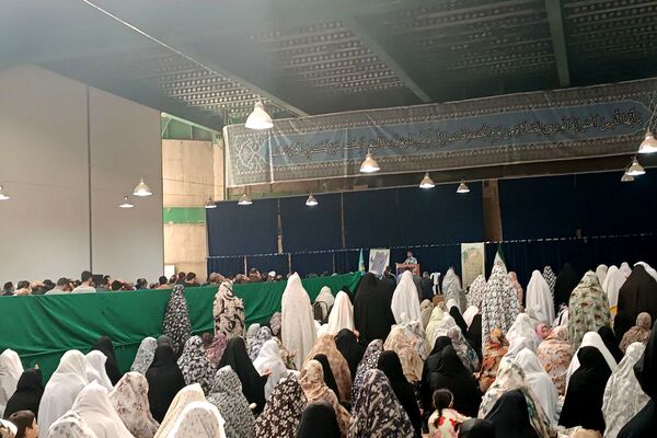 نماز عبادی سیاسی جمعه در مصلی شهر قیامدشت