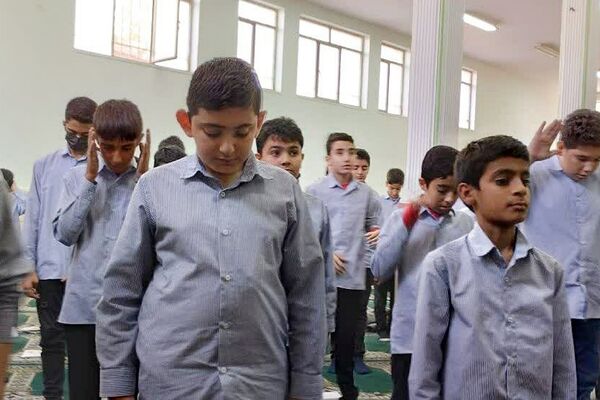 طنین «یا فاطمه(س)» در مدرسه شهید چمران