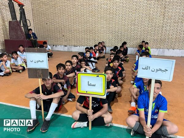 افتتاحیه مسابقات فوتسال جام اقتدار در خاتم 