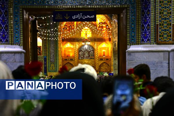 عید امامت در حرم امام رضا(ع)