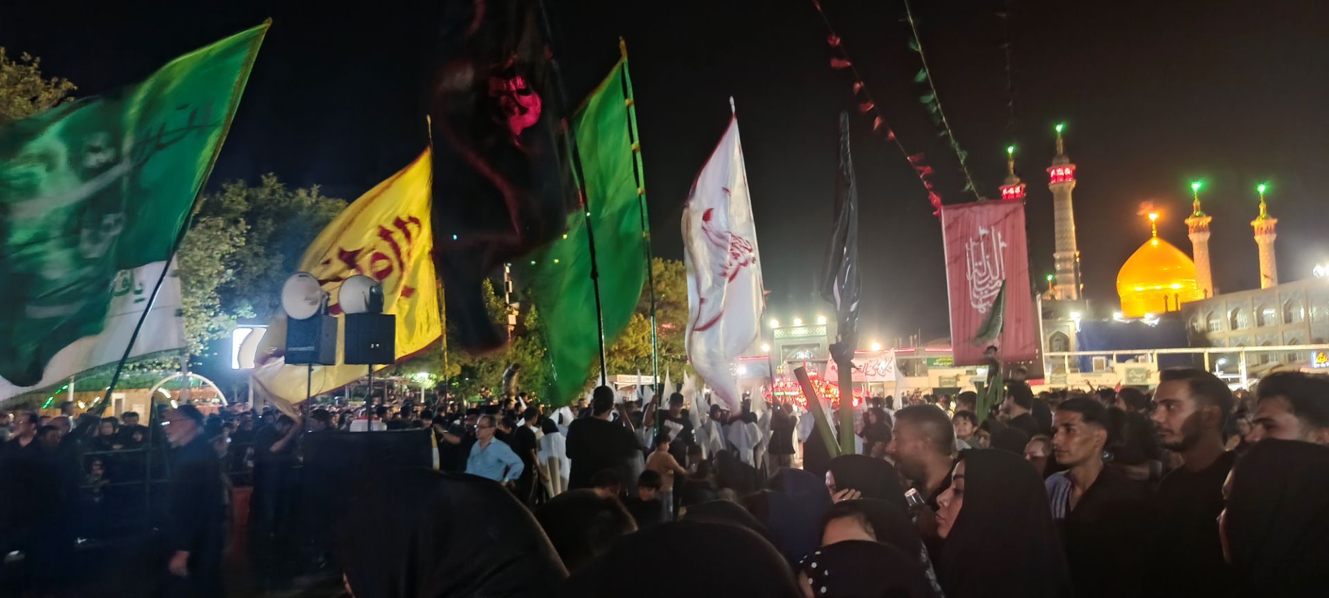  وقتی شهر با سیل جمعیت سیاه‌پوش  می‌شود
