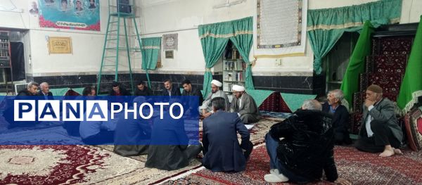 نشست مسئولان و هیات امنای مسجد صاحب الزمان (عج) روستای گزکوه 
