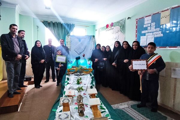 برپایی نمایشگاه قرآن و عترت در ناحیه دو شهرری 