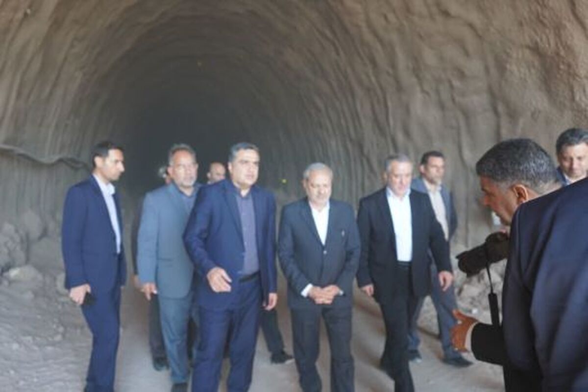 بازدید وزیر آموزش و پرورش از قطعه ۱۸ پروژه راه‌آهن چابهار–بیرجند–مشهد