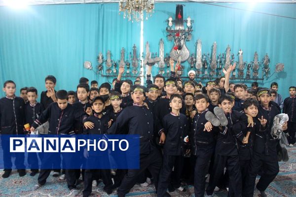 عزاداری دانش‌آموزان قم در آستان مقدس امامزاده سیدعلی(ع)