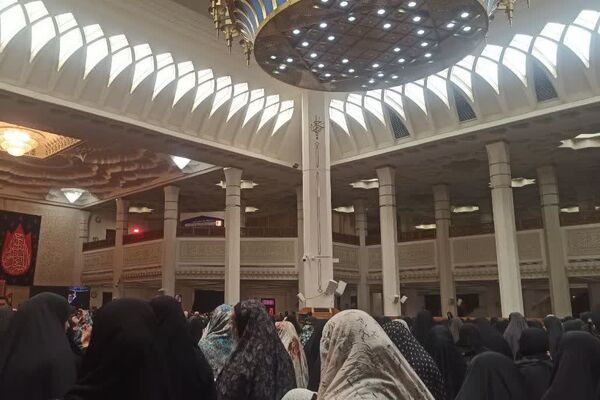 عاشورای حسینی در شاهچراغ (ع)