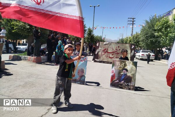 لردگان در ماتمِ عاشورا غرق شد