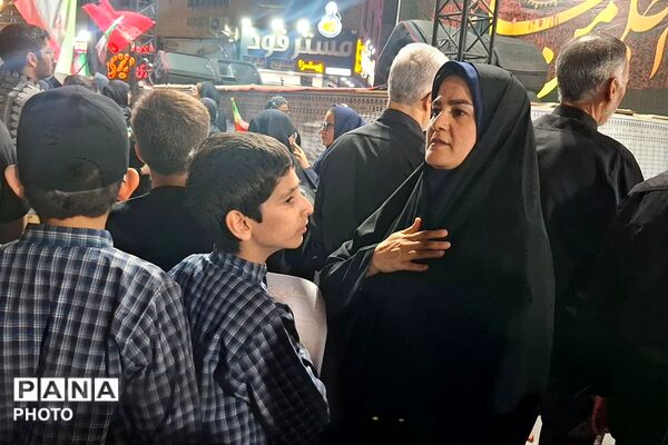  نجوای عشق در میدان قدس؛هم نوایی  دانش‌آموزان با «قاسم» 