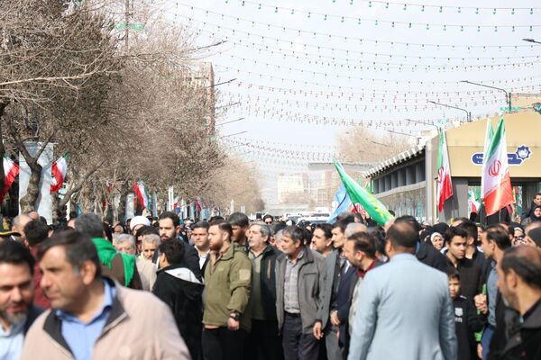 اجتماع عظیم منتظران ظهور در میدان شهدا مشهد