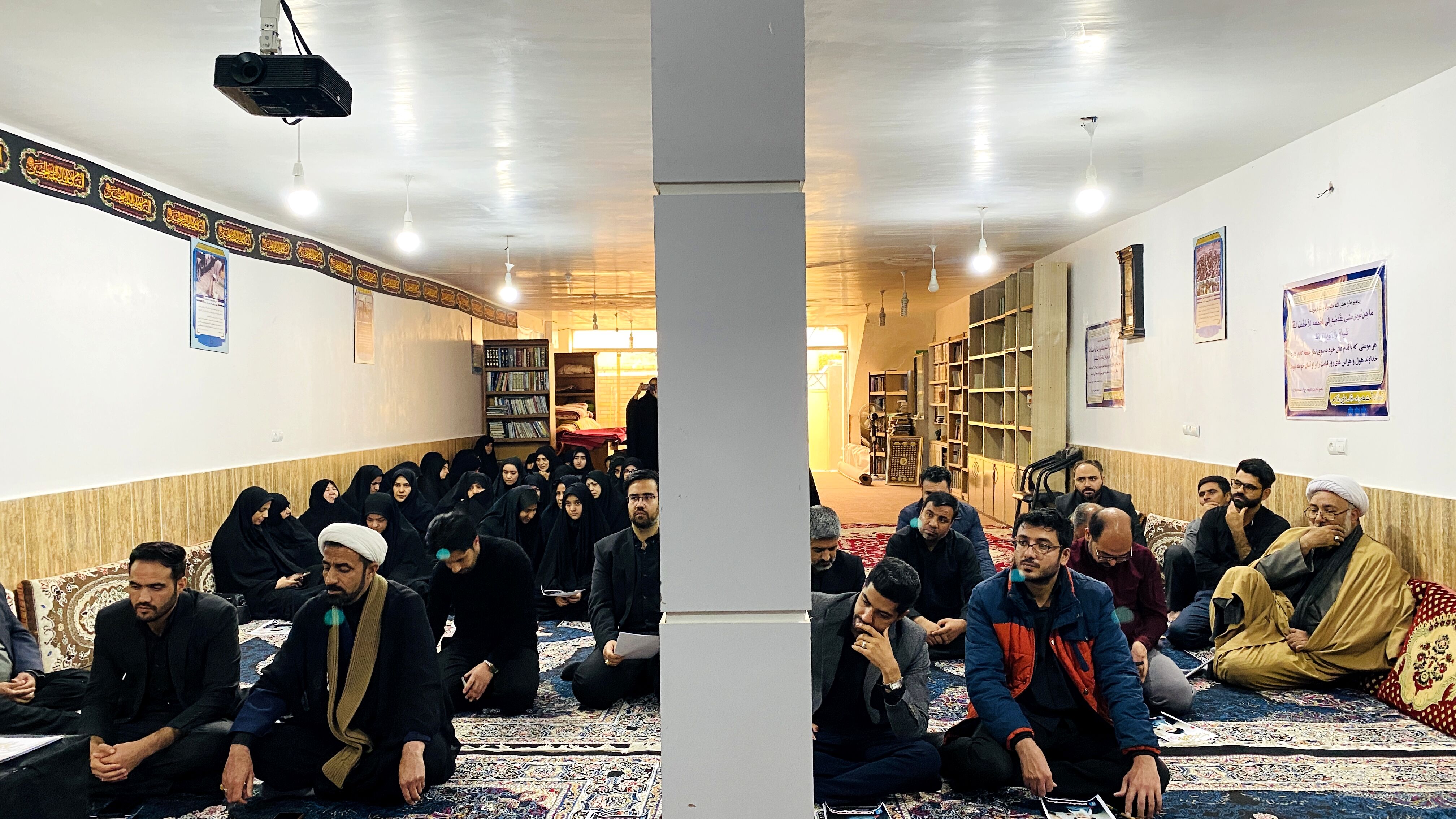 دیدار جمعی از فرهنگیان شهرستان باخرز با امام جمعه شهرستان