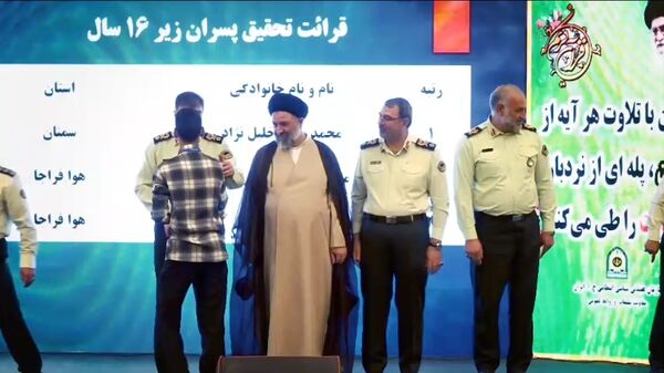 تقدیر از منتخبین مسابقات کشوری قرآن  نیروی انتظامی 