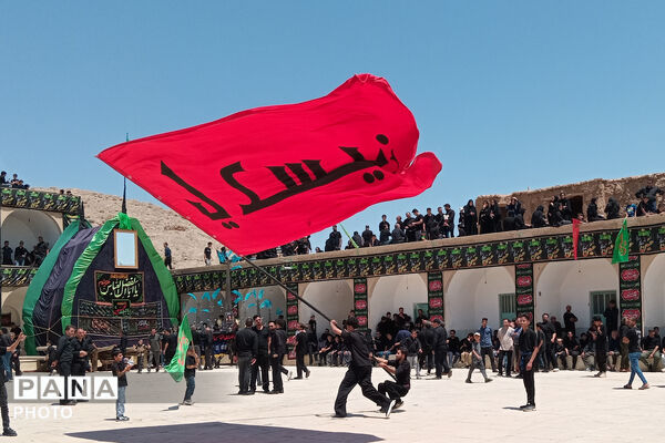 عاشورای بنادکوک دیزه در قاب ارادت و همبستگی عزاداران