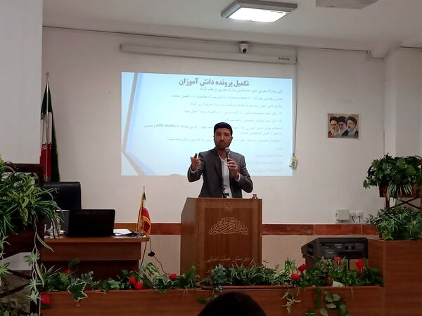 کارگاه آموزشی توانمندسازی مدیران و معاونان اجرایی مدارس متوسطه اسلامشهر