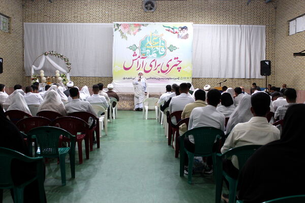 جشن چتری برای آرامش در شهر درق