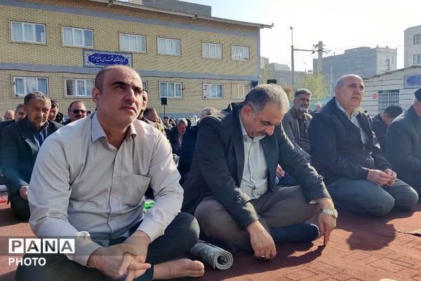 شکوه وحدت در قرچک؛ اقامه باشکوه نماز عید سعید فطر در صفوفی الهی