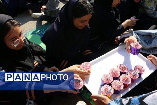 مراسم گرامیداشت روز دانش‌آموز  در دبیرستان نبوت شهرستان ملارد