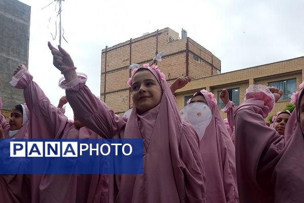 برگزاری جشن تکلیف در دبستان علویان بهارستان ۲