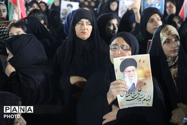  ادای احترام به ارتحال رهبر معظم انقلاب