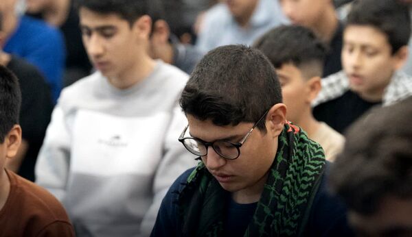 اعتکاف پسران نسل آفتاب