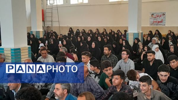 مراسم گرامیداشت شهدای بمباران هوایی شهرستان ایوانغرب
