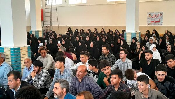 مراسم گرامیداشت شهدای بمباران هوایی شهرستان ایوانغرب