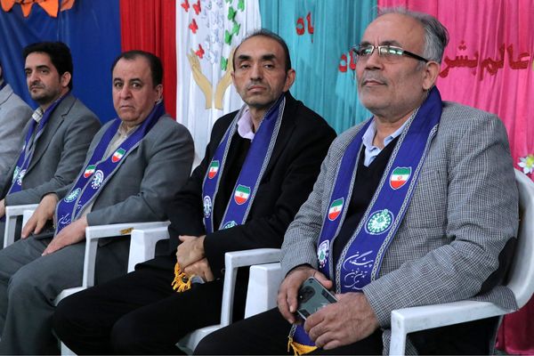 همایش «یاوران انقلاب» در بهارستان‌دو