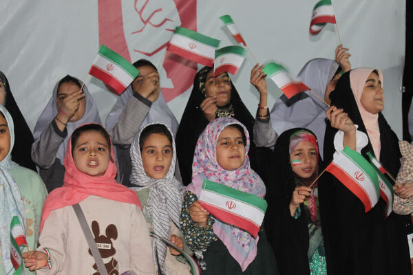 شب‌هایِ رنگارنگِ کرمان تلفیقی از هنر و ایمان 