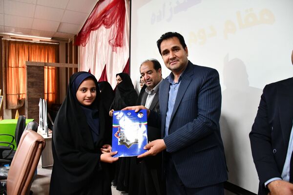 جشن ستارگان آموزش و پرورش مه‌ولات