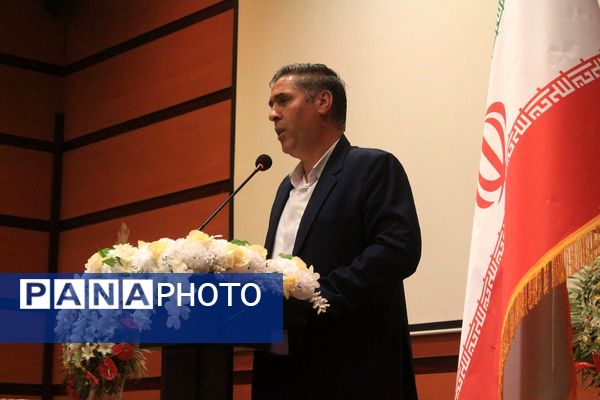 تجلیل از پسران آینده‌ساز بهارستانی