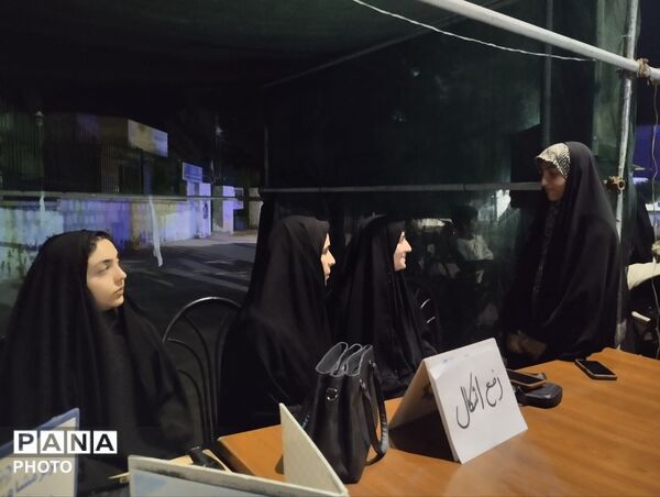از تریبونِ شب تا کلاسِ درس: معلمانِ دغدغه‌مند، آینده را می‌سازند