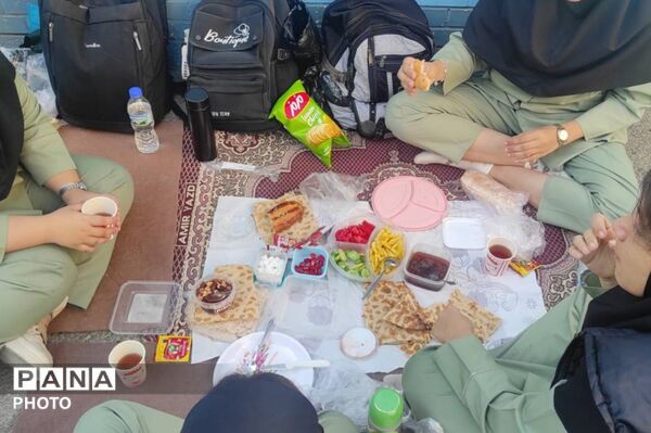 صبحانه‌ای سالم؛ آغازی پرنشاط در مدرسه سمیه