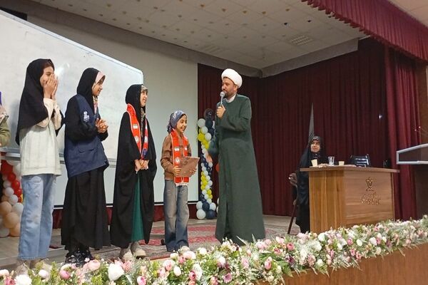 کلاس آموزشی خبرنگاری در کانون مهر تابان نیشابور